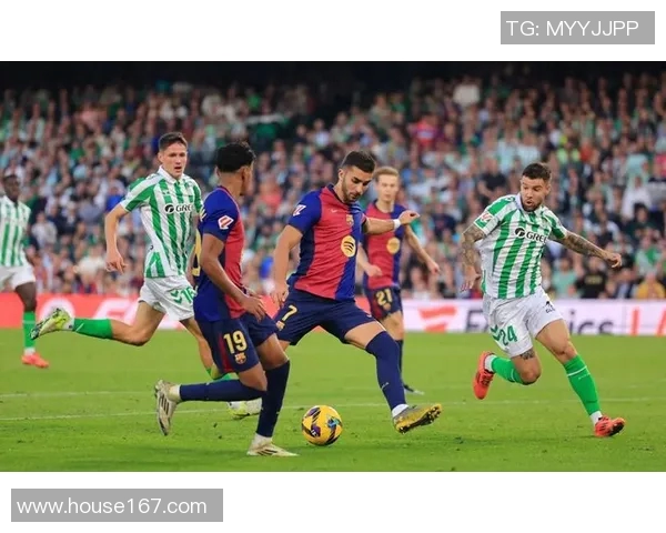 巴萨与尤文激战在即12月9日谁将赢得这场巅峰对决